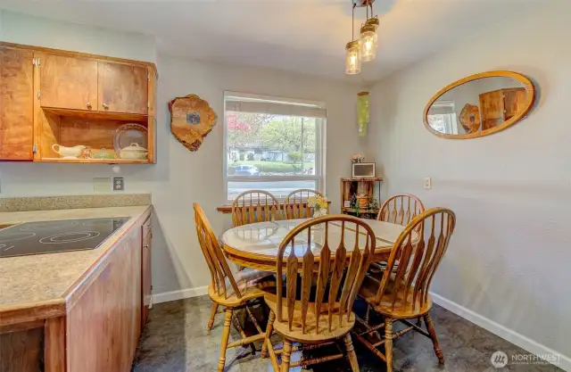 Spacious Dining Area