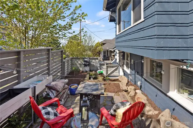 unit 1 yard space