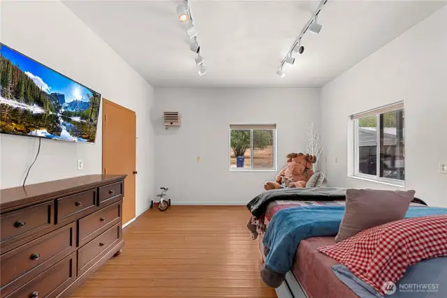 Detached garage bonus sleeping area