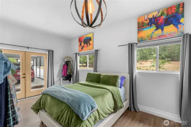 Main floor bonus room