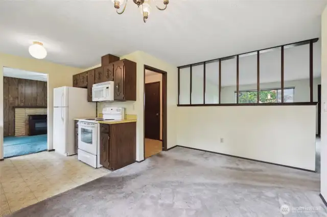 All the appliances work and are clean! Peek into the Family Room.