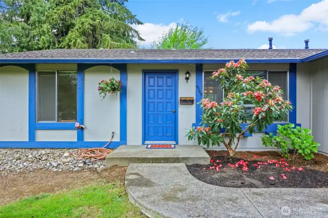 Such a great neighborhood! This home is CLEAN & ready to remodel to your taste and needs!