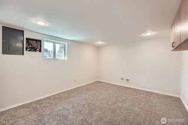 Lower Level Bonus Room
