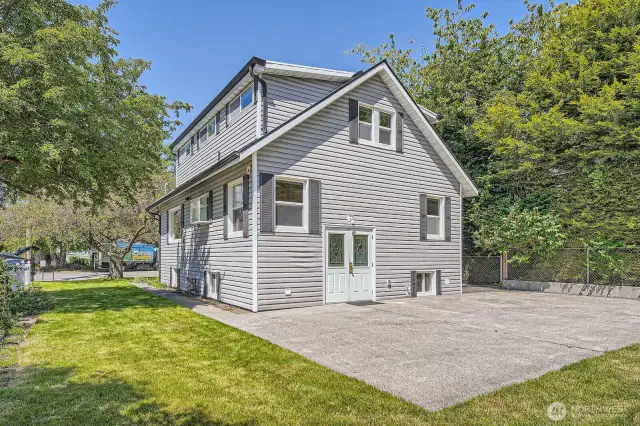 Exterior Rear