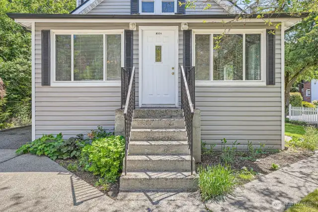 Exterior Front Entry