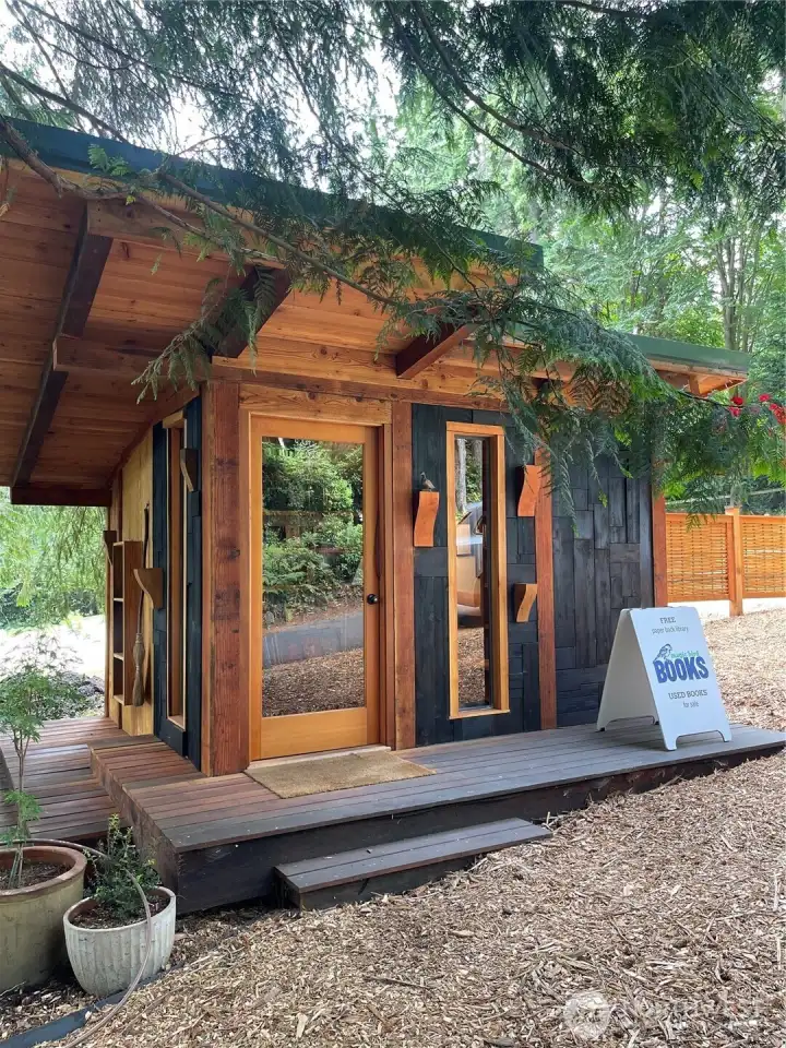 Just across the street is Magic Bird Books, featured in PNW Bainbridge. Truly darling!