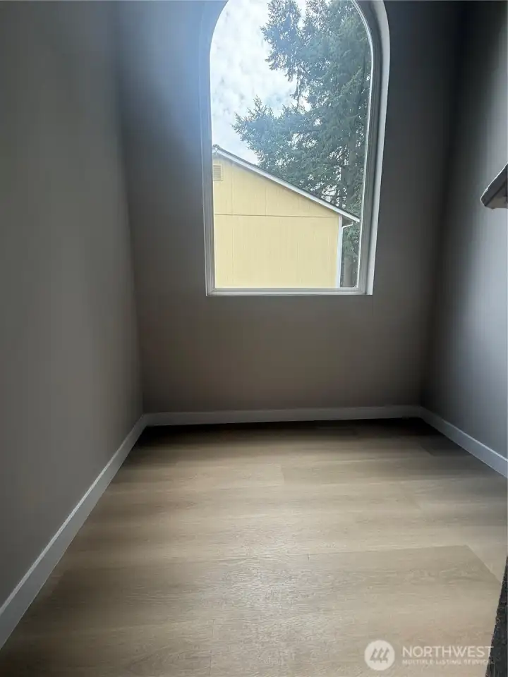 To Upstairs Landing area
