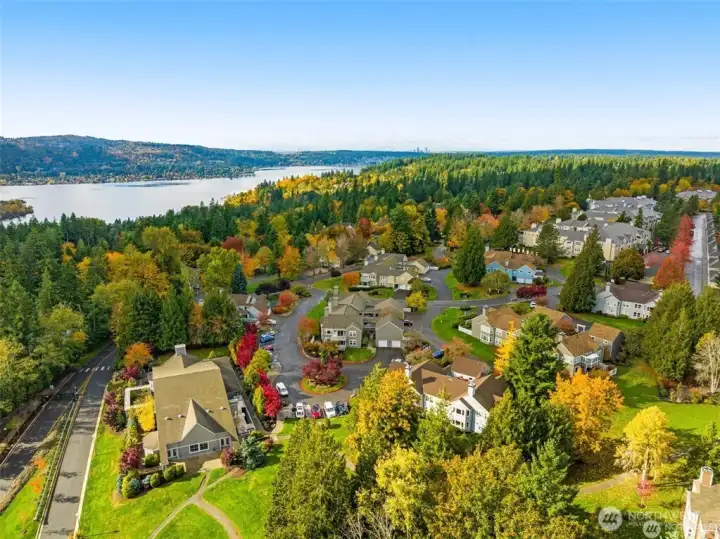 Conveniently located 20 minutes from Seattle and just off of the I-90 Mountain-to-Sound Corridor, Providence Point offers easy access to nearby ski areas at Snoqualmie Pass, the ferries to the Olympic Peninsula, and quick jaunts north to Victoria and Vancouver B.C. or south to Portland.