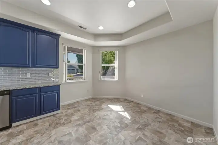 Breakfast nook area