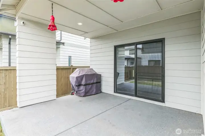 Covered Patio With Gas connection