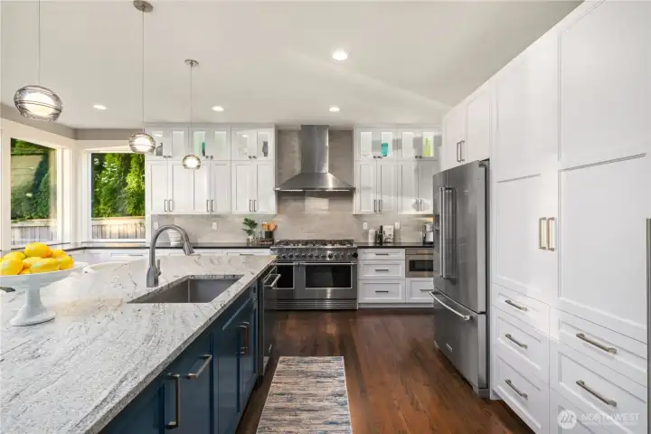 Chefs will adore the grand, gorgeously remodeled kitchen.