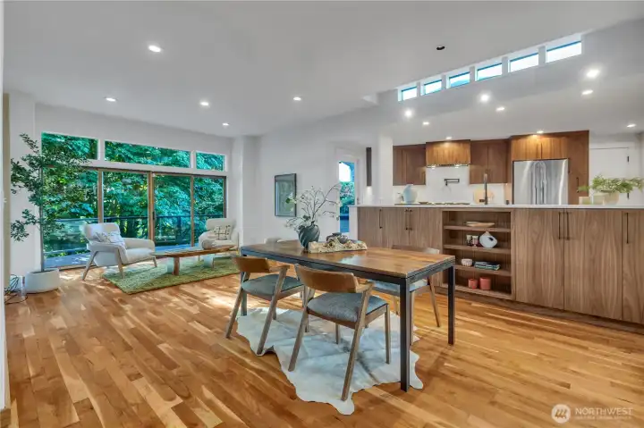 Dining and Kitchen Dining and Kitchen