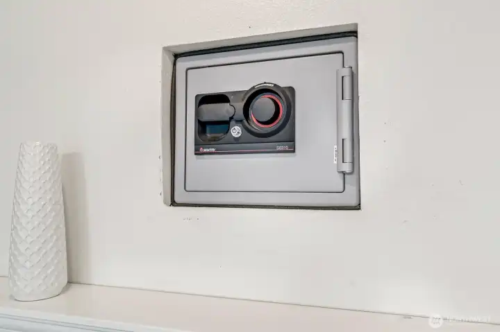 Secure Wall Safe