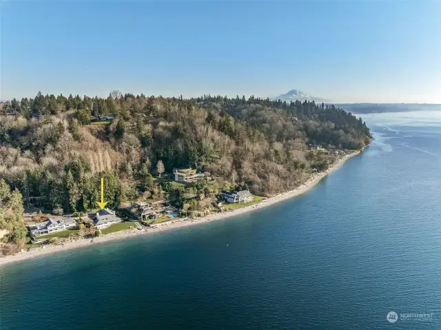 147 ft of incredible low bank beach waterfront- this home is nicely tucked away & in a prime location yet only 7-10 minutes from Seattle International Airport.