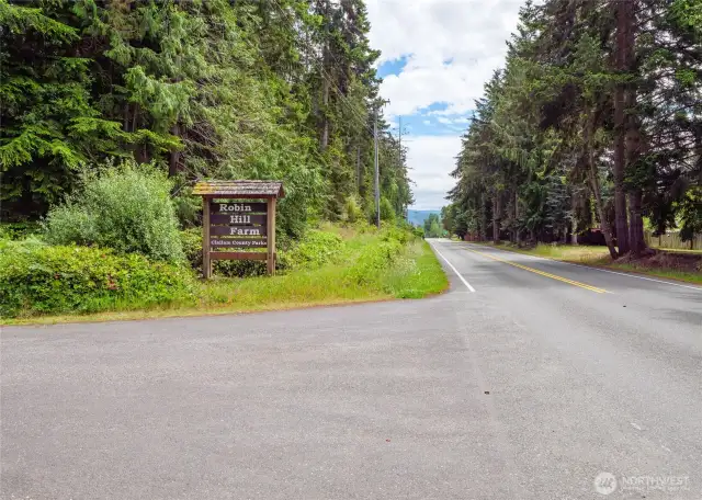 Entrance to Robin Hill park directly across the street from Lazy Acres MHP