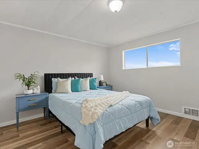main floor bedroom 2
