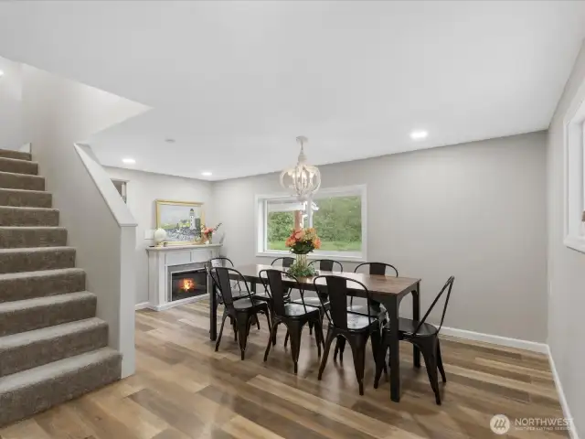 Dining area just off kitchen