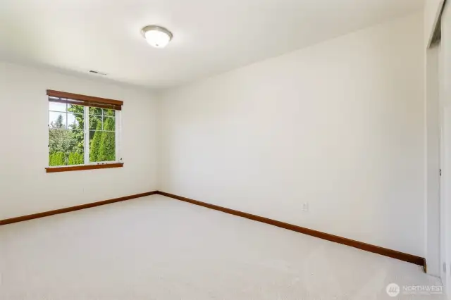 Guest bedroom 2