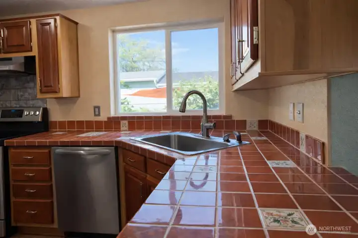 Another view of the kitchen