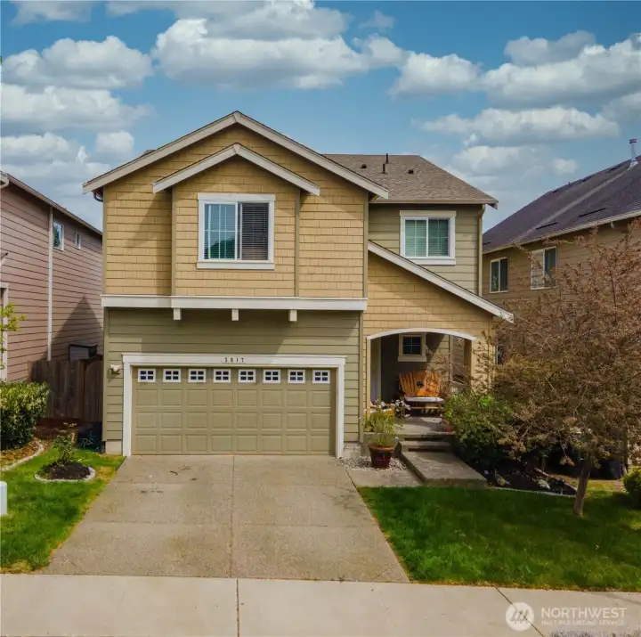 3017 Eagle Lp NE