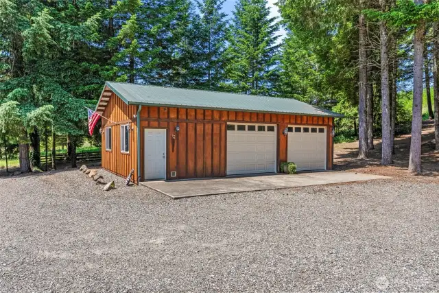 Shop/Garage