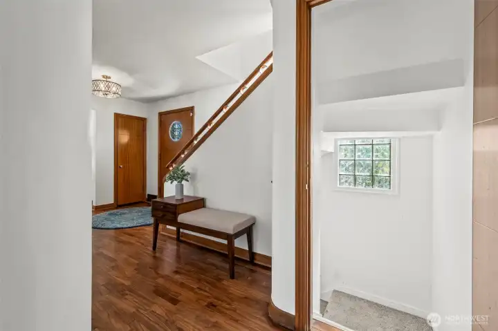 Phone Nook in entry