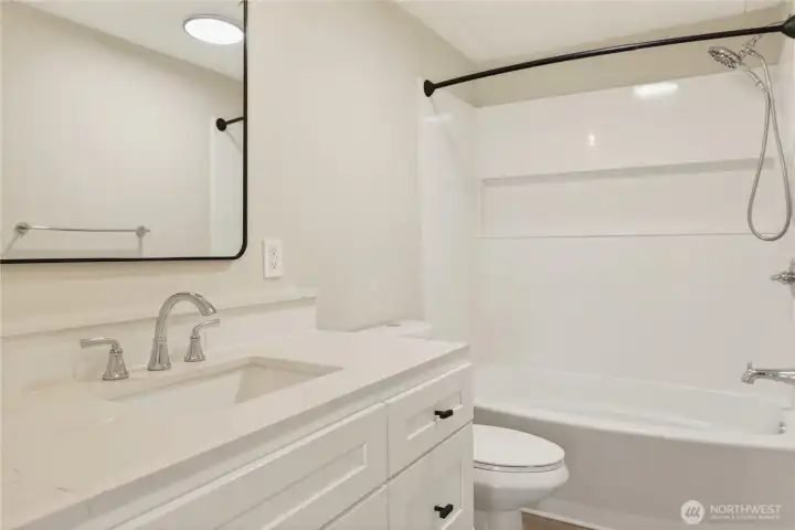 Full Bathroom with Quartz Countertops, White Shaker Vanity
