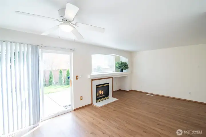 Tons of natural light in this cozy living room! Tons of natural light in this cozy living room!