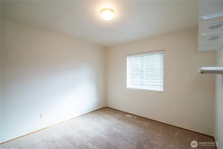 Third bedroom or home office, you choose! Third bedroom or home office, you choose!