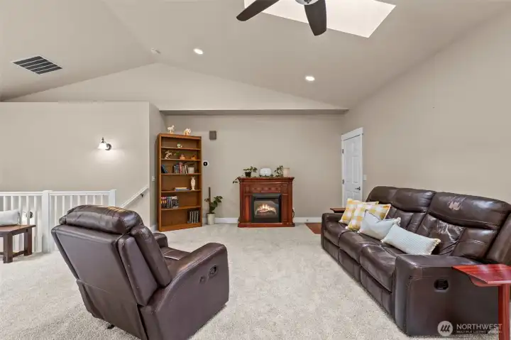 Cozy living room feel