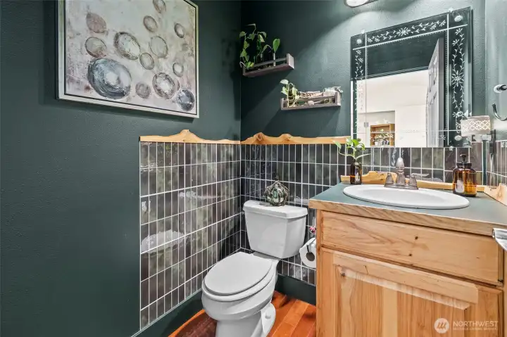 Half bath on main for entertaining ease.