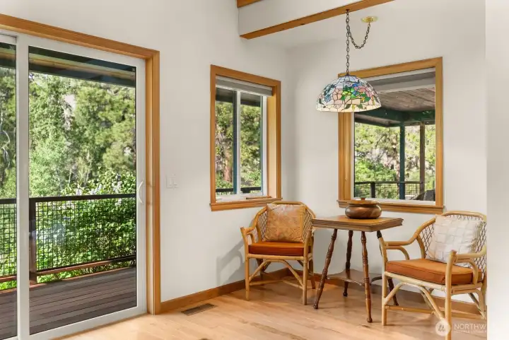 Coffee or Tea nook for (2) two in dining room area. Enjoys river and backyard nature.
