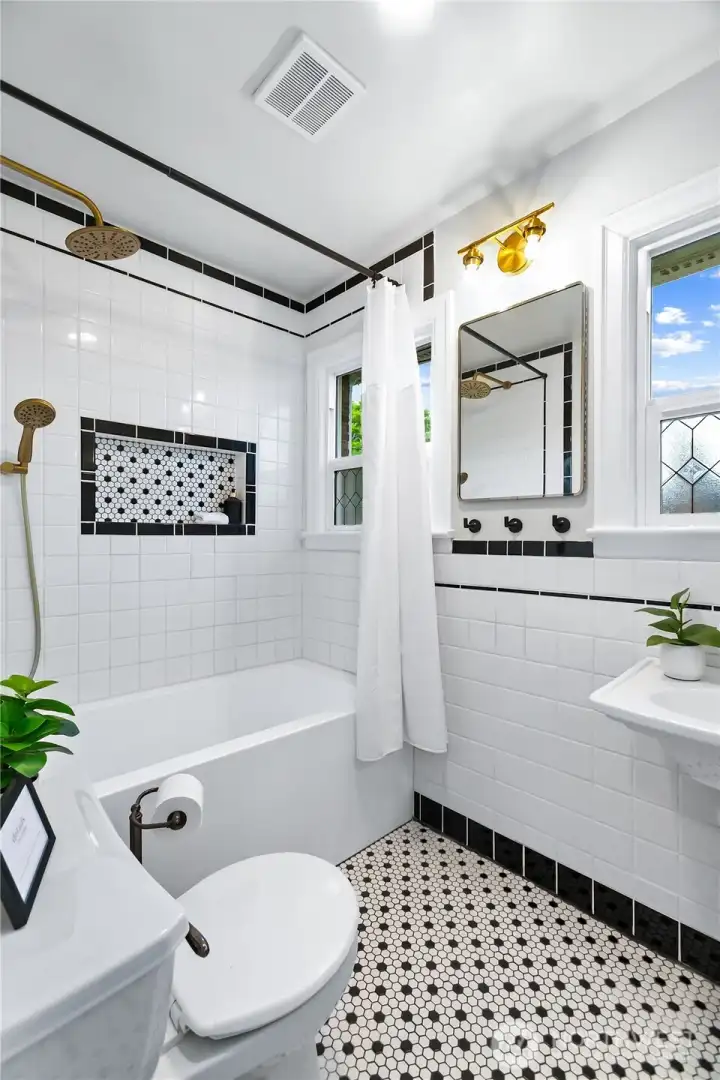 Bathroom Bathroom