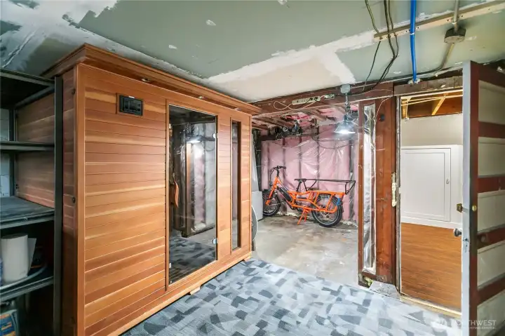 Garage Garage
