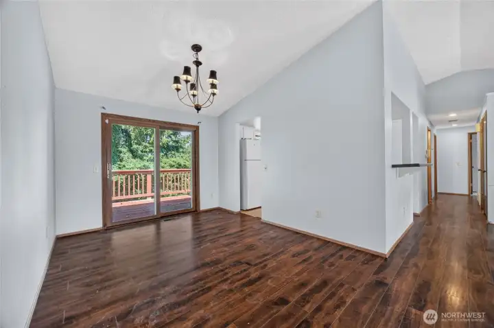 Dining room.