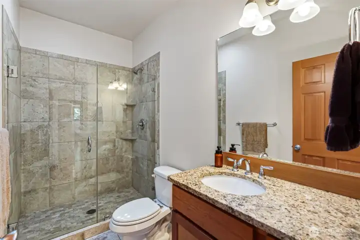 Shared bath Shared bath