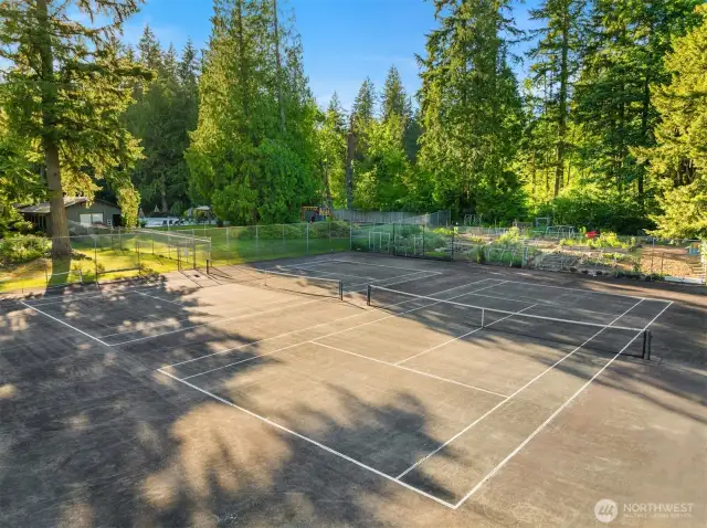 *Mirrormont Country Club - Membership is Completely Optional