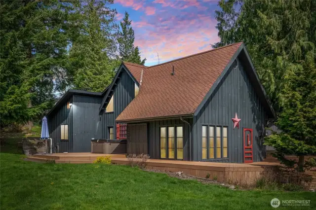 Welcome home to 1254 Paradise Road -- all the city comforts in a country setting.