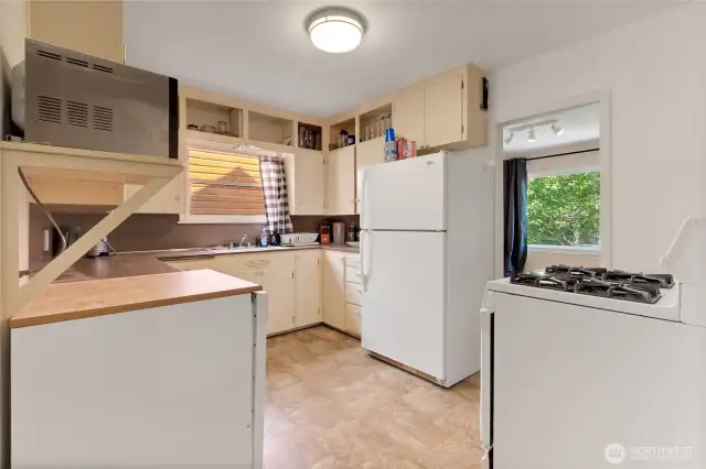 Main floor kitchen