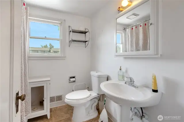 Upper bathroom