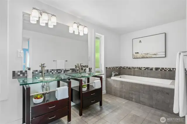 Primary Ensuite with double sinks, soaking tub and shower.
