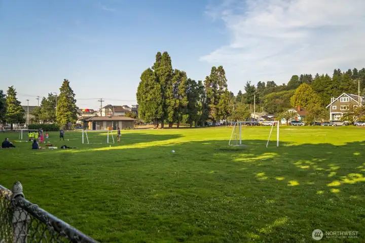 Alki Playfield conveniently located across the street provides great green space to play