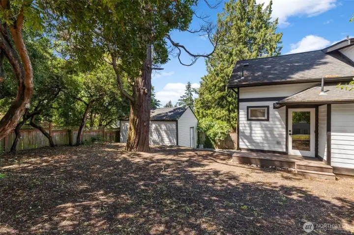 Create your own urban oasis—private, peaceful, and full of potential.