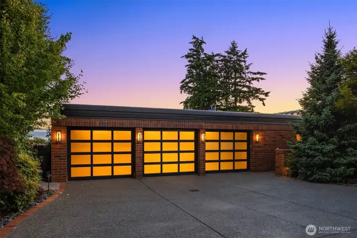 6 car capacity garage