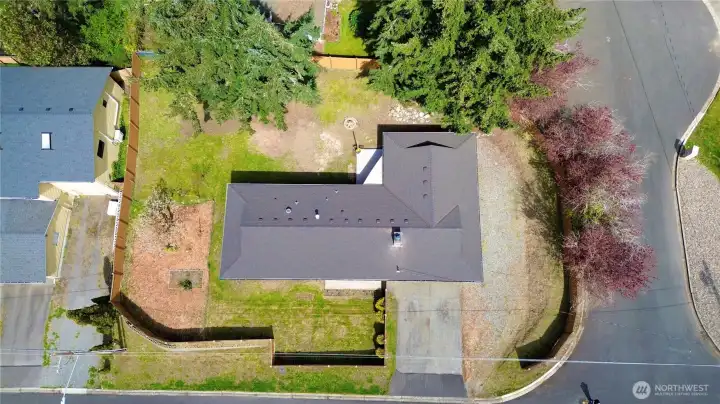 New roof with transferable warranty installed April 2026