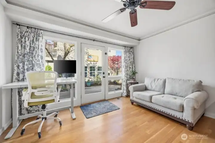 FAMILY ROM OFF KITCHEN