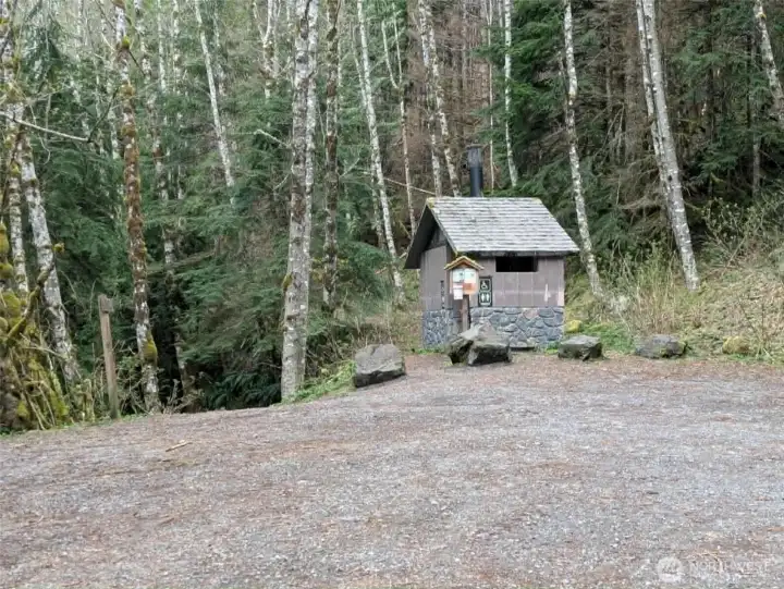 Parking area to access Barkley Lake Trail and to Summit Mt Baring.