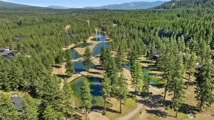 Paintbrush Lakes nearby