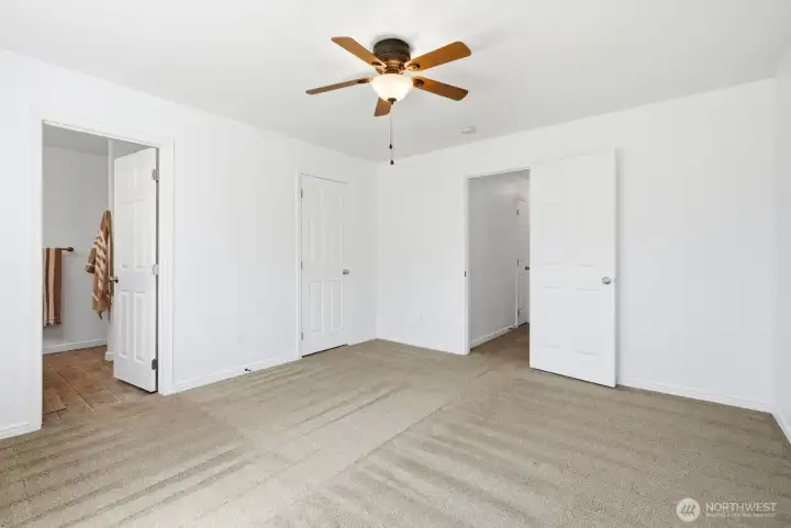 primary with w/walk-in closet and large bathroom primary with w/walk-in closet and large bathroom