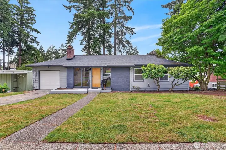 Hard to find five bedroom home in Fircrest